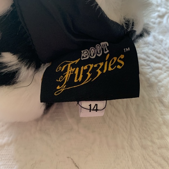 BOOT CUFFS:BOOT FUZZIES BLACK/WHITE ZEBRA LOOK FUR 8”x4” =SZ 14? - Picture 2 of 3